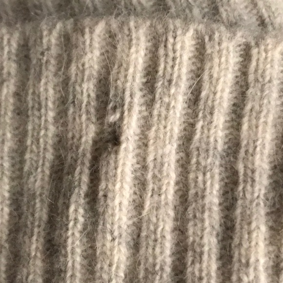 🦝 Lambswool, Angora sweater. - Picture 5 of 6